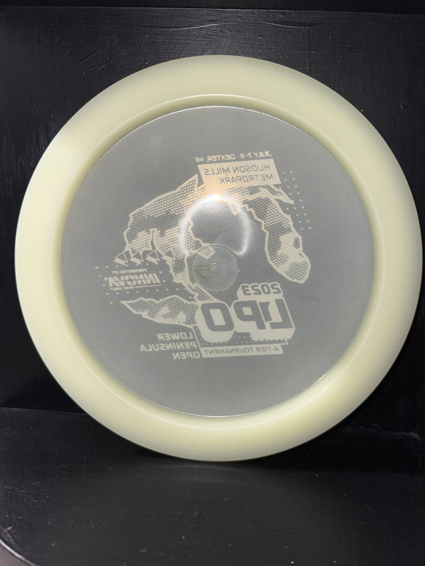 Unthrown Innova Champion Glow Wraith 166g