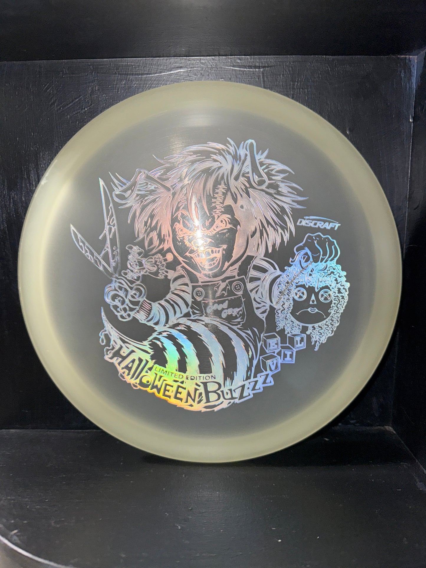Used Discraft Z Glo Limited Edition Chucky Halloween Buzzz 180g Mid Range